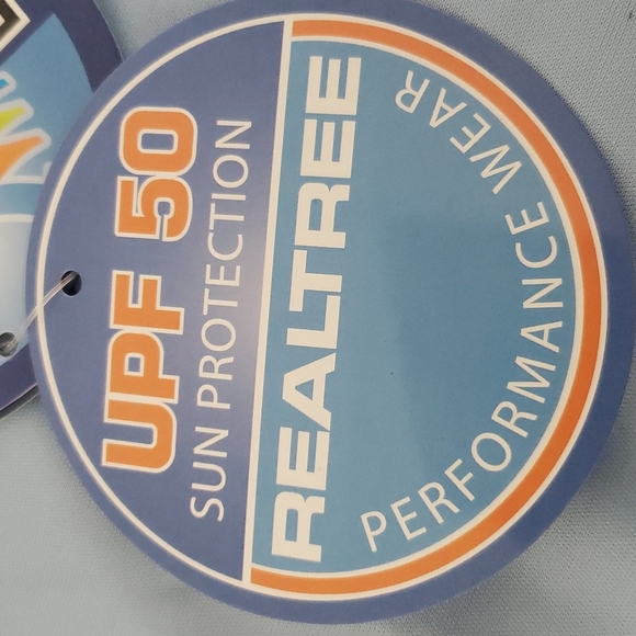 Realtree preformance UPF 50 shirt - Picture 3 of 6